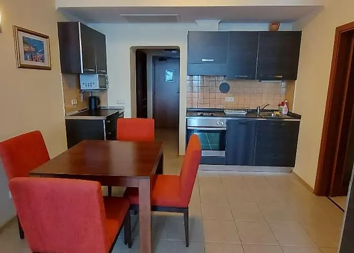 Sunset C8-10 Pomorie